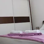Dora Apartmán *